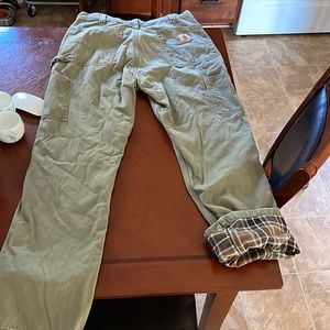 Men’s Carhartt flannel lined pants